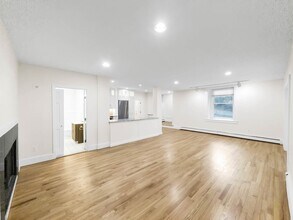 71-73-73 Perkins St, Unit 1 in Boston, MA - Building Photo - Building Photo