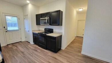 850 Bunton Reserve Blvd in Kyle, TX - Building Photo - Building Photo