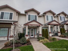 605 NW 118th Ave in Portland, OR - Building Photo