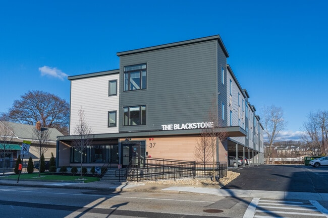 The Blackstone in Worcester, MA - Foto de edificio - Building Photo