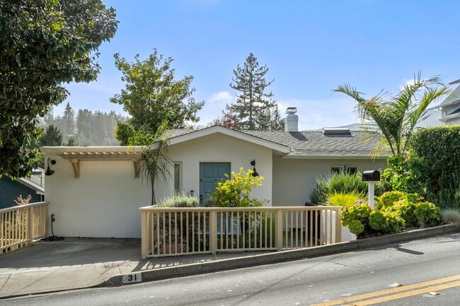 property at 31 Carmelita Ave