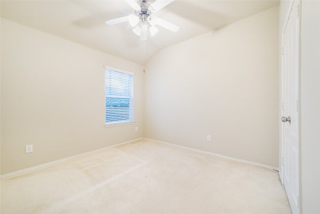 1315 Squire Dr