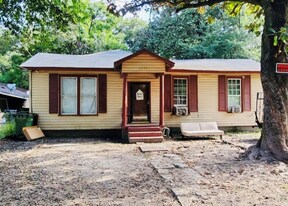 2409 Clover Ln in Columbus, GA - Building Photo