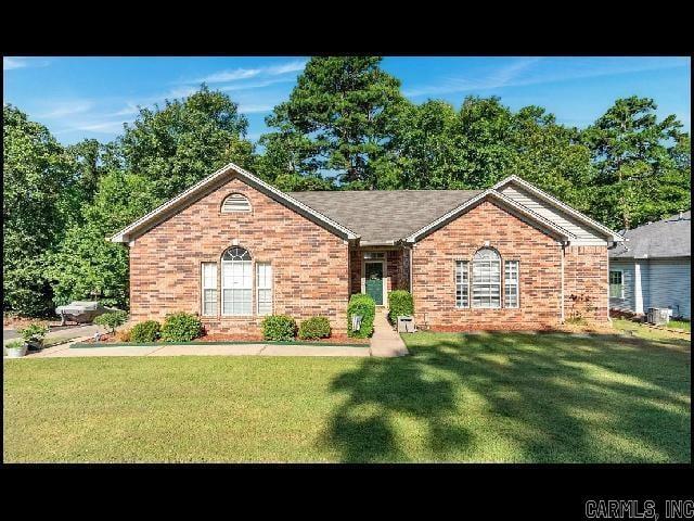 1424 Westhampton Dr in Little Rock, AR - Building Photo