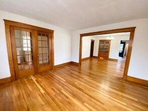 37 Walnut Ct in Norwood, MA - Building Photo - Building Photo