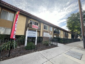 The Aventine Apartments in Van Nuys, CA - Building Photo - Primary Photo