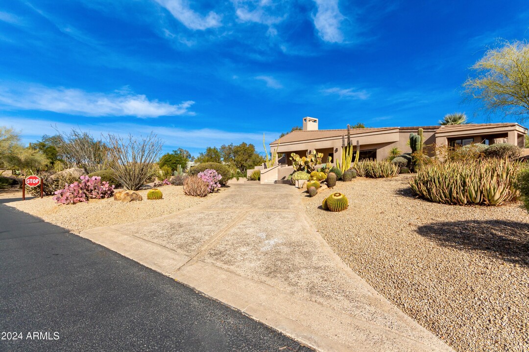 1314 Coyote Pass in Carefree, AZ - Building Photo