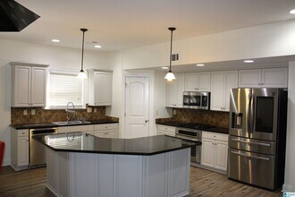 2352 Arbor Glen in Hoover, AL - Building Photo - Building Photo
