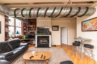 500 S Clinton St in Chicago, IL - Building Photo - Building Photo