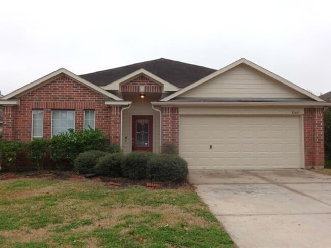property at 32007 Annice Ln