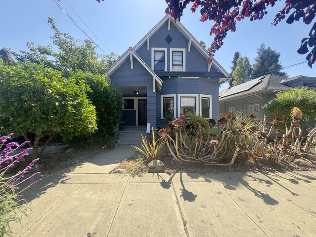 property at 538 Chetwood St