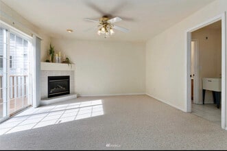 4035 Glengary Rd in Bellingham, WA - Building Photo - Building Photo