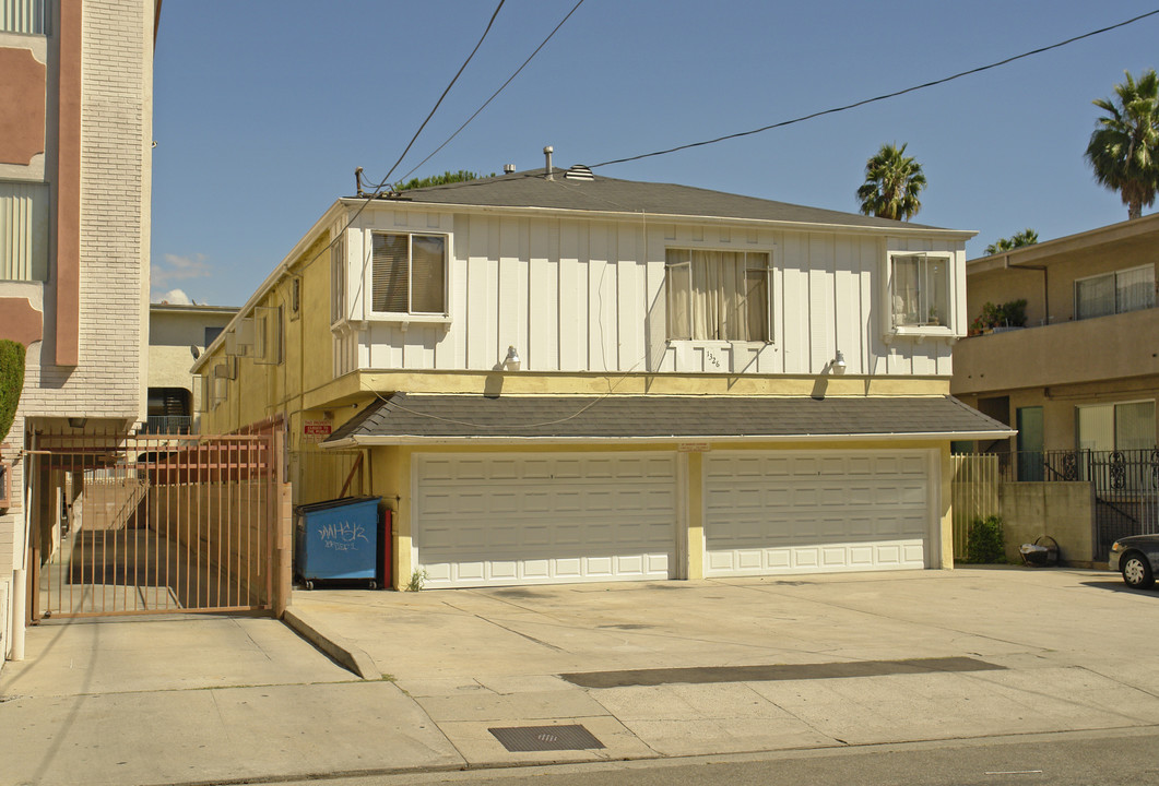 1326 N Vista St in Los Angeles, CA - Building Photo