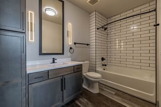 The Vibe Apartments in Cincinnati, OH - Foto de edificio - Interior Photo