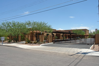 Rio Encanto Townhomes in Tucson, AZ - Building Photo - Building Photo