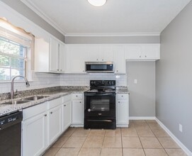 19 E Laramie Dr in Sherwood, AR - Building Photo - Building Photo