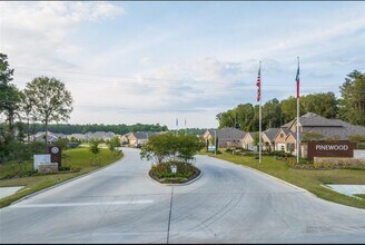 22463 Douglas Ct in New Caney, TX - Building Photo - Building Photo