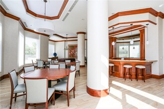 1060 Borghese Ln in Naples, FL - Building Photo - Building Photo