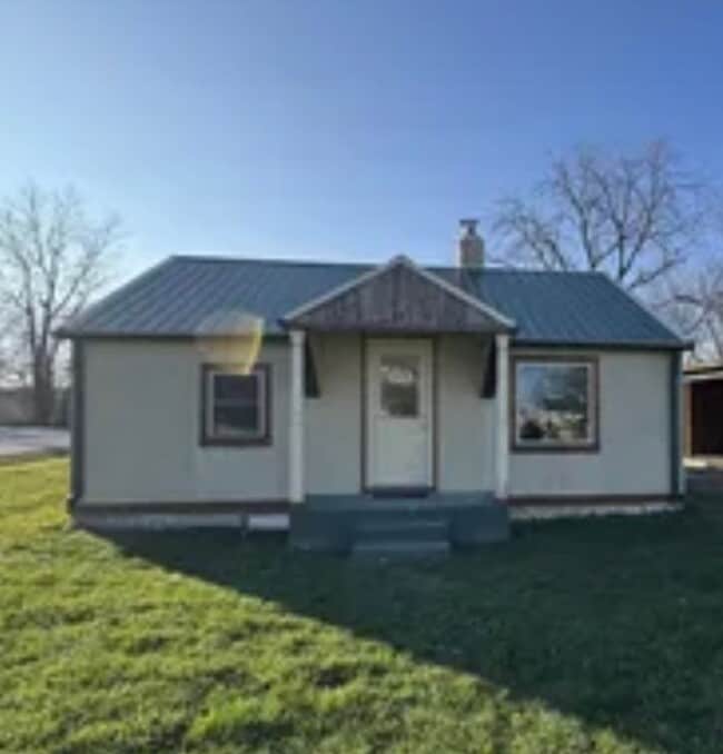 property at 203 S Division St