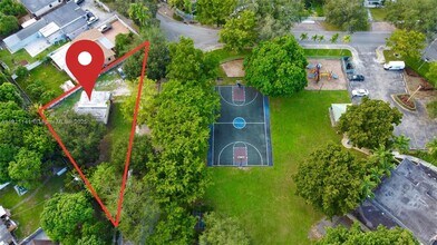 12450 NW 13th Ave in North Miami, FL - Building Photo - Building Photo
