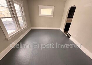 1902 Riedmiller Ave in Fort Wayne, IN - Building Photo - Building Photo