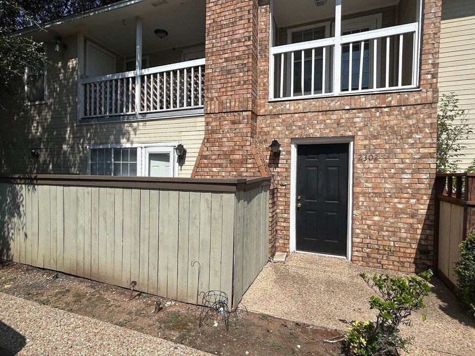2302 Melissa Dr in Waco, TX - Building Photo