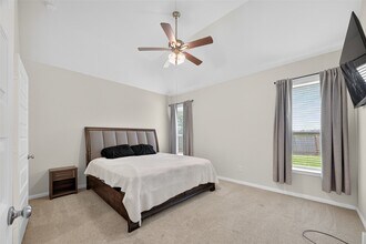 6331 Feverfew Trail in Crosby, TX - Foto de edificio - Building Photo