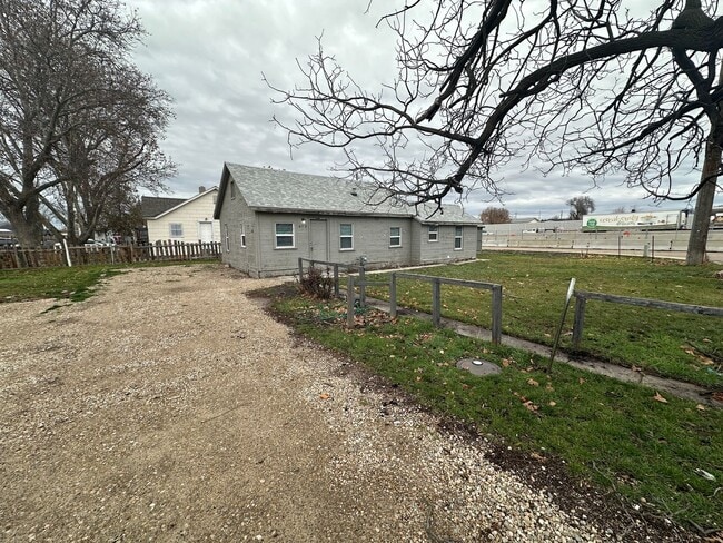 623 Galveston St in Caldwell, ID - Building Photo - Building Photo