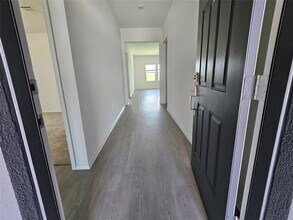 400 Camargue Dr in Hutto, TX - Building Photo - Building Photo