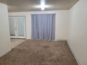 9180 SW 4th St in Wilsonville, OR - Building Photo - Building Photo