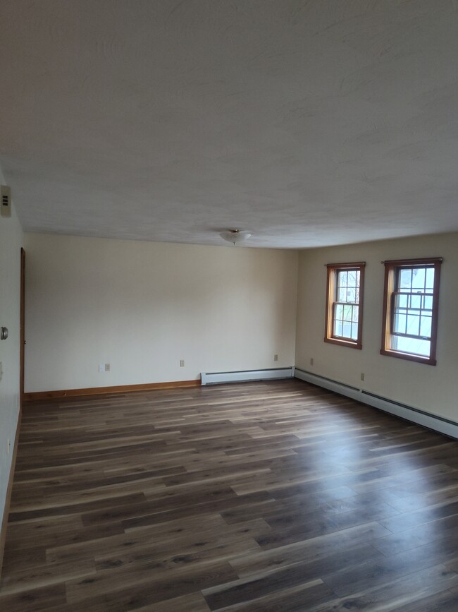 71 Bigelow Hill Rd, Unit B