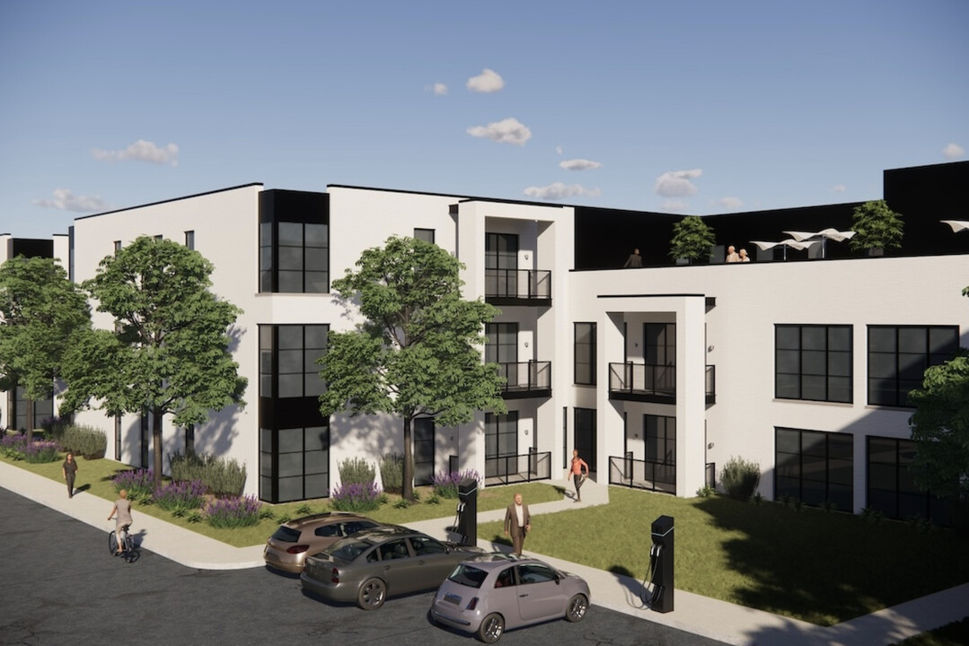 8020 O Connor Dr in River Grove, IL - Building Photo