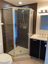 621 11th St in Miami Beach, FL - Building Photo - Building Photo