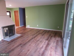 7305 Charlotte St in Springfield, VA - Building Photo - Building Photo