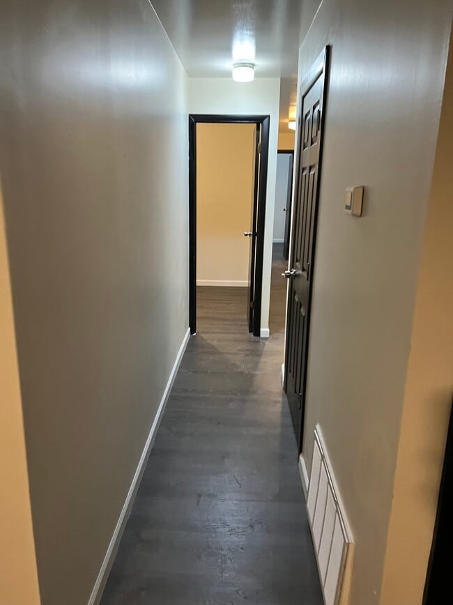 921 N 29th St, Unit 2 in Philadelphia, PA - Building Photo - Building Photo
