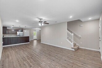 426 Eisenhower Dr in Crestview, FL - Building Photo - Building Photo