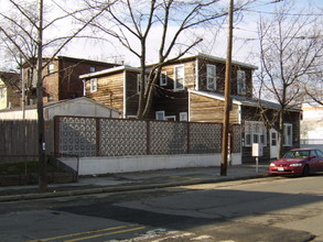 87-89 City Island Ave in Bronx, NY - Building Photo - Building Photo