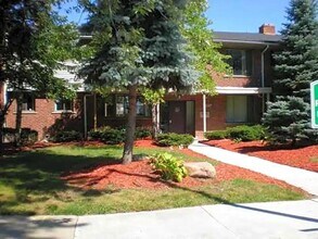 23652 Schoolcraft Rd in Detroit, MI - Building Photo - Building Photo