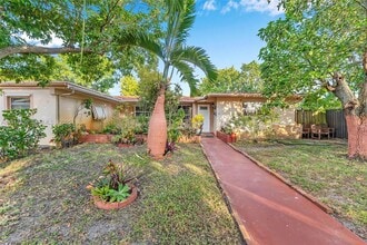550 SW 38th Terrace in Fort Lauderdale, FL - Building Photo - Building Photo