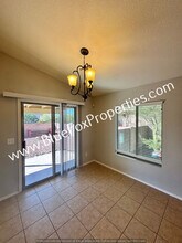 9495 N Winter Wren Ave in Tucson, AZ - Building Photo - Building Photo