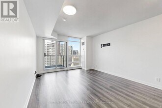 600 Fleet St in Toronto, ON - Building Photo - Building Photo