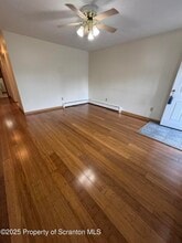 230 N Main St in Taylor, PA - Building Photo - Building Photo