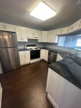 1150 Tollis Pkwy in Broadview Heights, OH - Building Photo - Building Photo