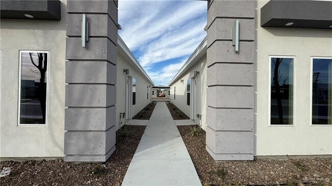 19 E Walnut Ave in McAllen, TX - Building Photo - Building Photo