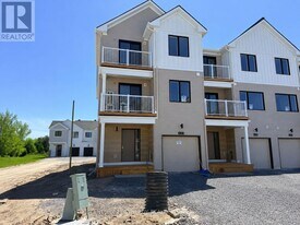 436 Patrick St in North Grenville, ON - Building Photo