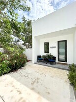 2150 SW 46th Ct in Fort Lauderdale, FL - Building Photo