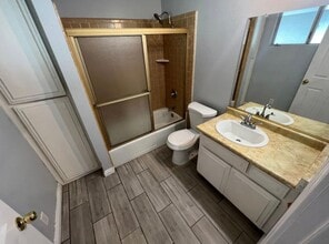 27390 Alessandro Blvd in Moreno Valley, CA - Building Photo - Building Photo