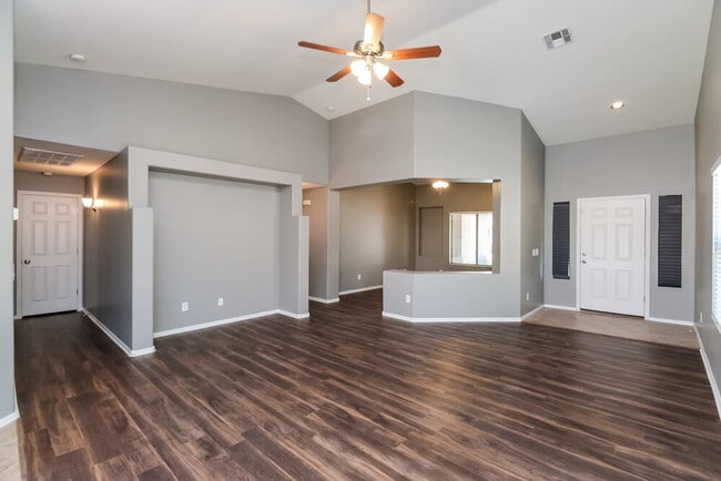 9548 W Miami St in Tolleson, AZ - Foto de edificio - Building Photo