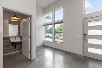 1518 NW 87th St in Seattle, WA - Building Photo - Building Photo