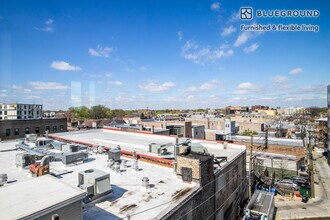 2340 N California Ave in Chicago, IL - Building Photo - Building Photo
